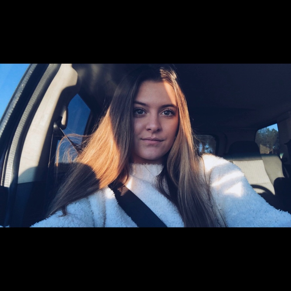 Meet your Posher, Blaire